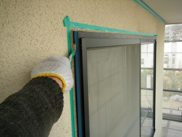 プライマー施工中